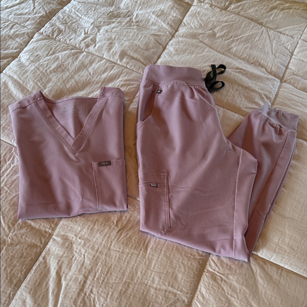 Lavender Scrub Set